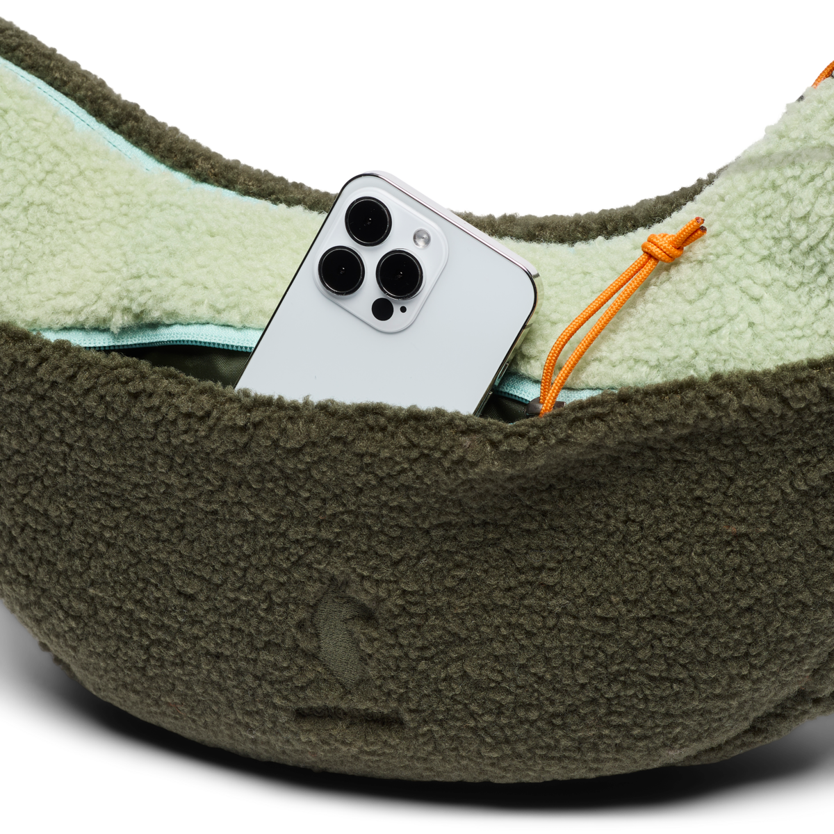 High Pile Fleece 6L Crescent Bag