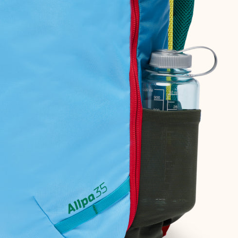 Stretch water bottle pocket